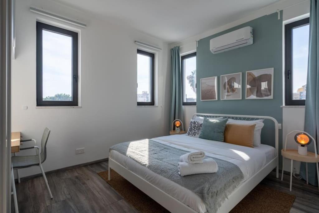 Thalassa 2-Bedroom Apartment In ラルナカ エクステリア 写真