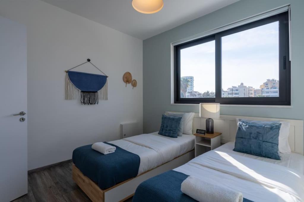 Thalassa 2-Bedroom Apartment In ラルナカ エクステリア 写真